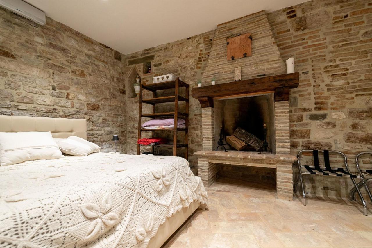 Apartmán Mamihouse Gubbio Exteriér fotografie
