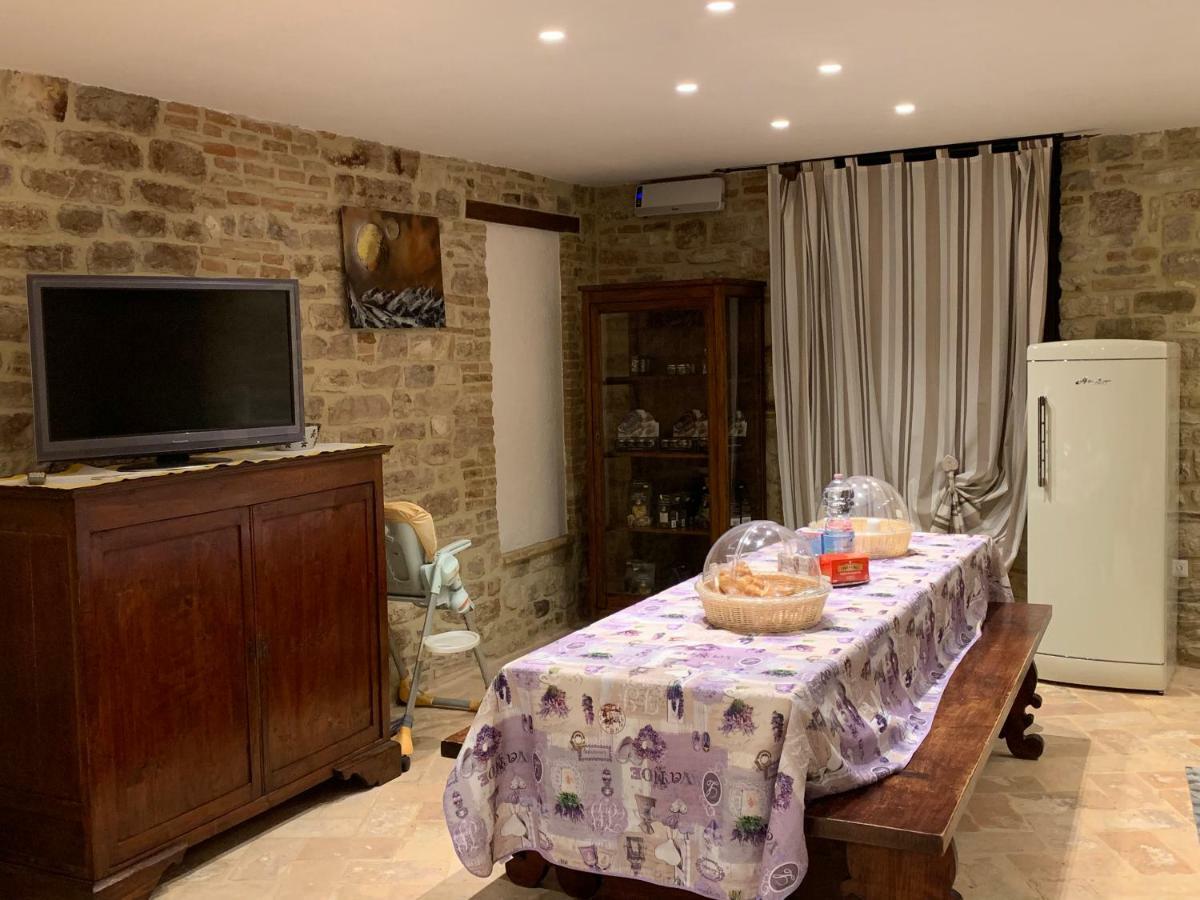 Apartmán Mamihouse Gubbio Exteriér fotografie